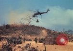 Standbild Fire Support Base Normandie Vietnam, 1969, aus Sekunde 29 historischem Filmmaterial Videoclip 65675023781