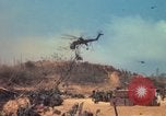 Standbild Fire Support Base Normandie Vietnam, 1969, aus Sekunde 37 historischem Filmmaterial Videoclip 65675023781