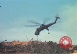 Standbild Fire Support Base Normandie Vietnam, 1969, aus Sekunde 51 historischem Filmmaterial Videoclip 65675023781