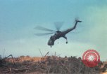 Standbild Fire Support Base Normandie Vietnam, 1969, aus Sekunde 52 historischem Filmmaterial Videoclip 65675023781