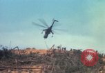 Standbild Fire Support Base Normandie Vietnam, 1969, aus Sekunde 59 historischem Filmmaterial Videoclip 65675023781