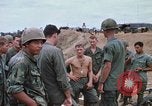Immagine di Soldati statunitensi Il Vietnam, 1969, secondo 31 filmato di repertorio 65675023790