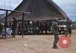 Standbild Thanksgiving Dinner Vietnam, 1969, aus Sekunde 19 historischem Filmmaterial Videoclip 65675023791