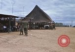 Standbild Thanksgiving Dinner Vietnam, 1969, aus Sekunde 24 historischem Filmmaterial Videoclip 65675023791