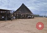 Standbild Thanksgiving Dinner Vietnam, 1969, aus Sekunde 26 historischem Filmmaterial Videoclip 65675023791