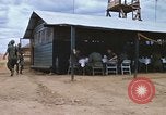 Standbild Thanksgiving Dinner Vietnam, 1969, aus Sekunde 37 historischem Filmmaterial Videoclip 65675023791