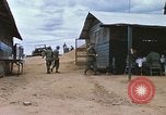 Standbild Thanksgiving Dinner Vietnam, 1969, aus Sekunde 39 historischem Filmmaterial Videoclip 65675023791