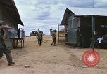 Standbild Thanksgiving Dinner Vietnam, 1969, aus Sekunde 40 historischem Filmmaterial Videoclip 65675023791