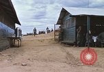 Standbild Thanksgiving Dinner Vietnam, 1969, aus Sekunde 47 historischem Filmmaterial Videoclip 65675023791