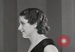 Immagine di Capelli tresses Chicago Illinois USA, 1931, secondo 27 filmato di repertorio 65675023805