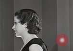 Immagine di Capelli tresses Chicago Illinois USA, 1931, secondo 28 filmato di repertorio 65675023805