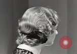 Immagine di Capelli tresses Chicago Illinois USA, 1931, secondo 37 filmato di repertorio 65675023805