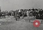 Immagine di Piccioni rilasciato in Chuck-up Astoria New York USA, 1931, secondo 14 filmato di repertorio 65675023807
