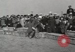 Immagine di Piccioni rilasciato in Chuck-up Astoria New York USA, 1931, secondo 19 filmato di repertorio 65675023807