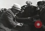Immagine di Piccioni rilasciato in Chuck-up Astoria New York USA, 1931, secondo 25 filmato di repertorio 65675023807