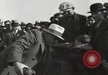 Immagine di Piccioni rilasciato in Chuck-up Astoria New York USA, 1931, secondo 27 filmato di repertorio 65675023807