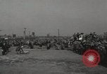 Immagine di Piccioni rilasciato in Chuck-up Astoria New York USA, 1931, secondo 44 filmato di repertorio 65675023807