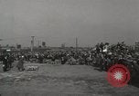 Immagine di Piccioni rilasciato in Chuck-up Astoria New York USA, 1931, secondo 45 filmato di repertorio 65675023807
