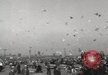 Immagine di Piccioni rilasciato in Chuck-up Astoria New York USA, 1931, secondo 58 filmato di repertorio 65675023807