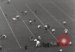Image match de football Los Angeles California USA, 1931, de la seconde 34 séquences d'archives historiques vidéo 65675023809