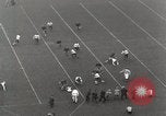 Image match de football Los Angeles California USA, 1931, de la seconde 35 séquences d'archives historiques vidéo 65675023809