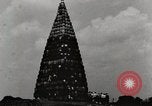 Standbild Holzfass bonfire Salem Massachusetts USA, 1930, aus Sekunde 15 historischem Filmmaterial Videoclip 65675023813
