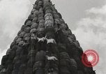 Standbild Holzfass bonfire Salem Massachusetts USA, 1930, aus Sekunde 32 historischem Filmmaterial Videoclip 65675023813