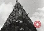 Standbild Holzfass bonfire Salem Massachusetts USA, 1930, aus Sekunde 33 historischem Filmmaterial Videoclip 65675023813