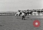 Immagine di Rodeo annuale Livermore California USA, 1930, secondo 20 filmato di repertorio 65675023815