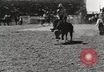 Immagine di Rodeo annuale Livermore California USA, 1930, secondo 39 filmato di repertorio 65675023815