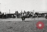 Immagine di Rodeo annuale Livermore California USA, 1930, secondo 52 filmato di repertorio 65675023815