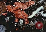Immagine di Valutare l'usura del motore con parti irradiate Detroit Michigan USA, 1957, secondo 14 filmato di repertorio 65675023831