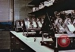Standbild Advent der zahnärztlichen Fluorid-Behandlungen United States USA, 1957, aus Sekunde 20 historischem Filmmaterial Videoclip 65675023832