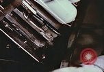 Standbild Advent der zahnärztlichen Fluorid-Behandlungen United States USA, 1957, aus Sekunde 29 historischem Filmmaterial Videoclip 65675023832