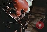 Standbild Advent der zahnärztlichen Fluorid-Behandlungen United States USA, 1957, aus Sekunde 31 historischem Filmmaterial Videoclip 65675023832