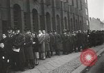 Image de prospectus d'opération Vittles Berlin Allemagne, 1949, de la seconde 16 séquences d'archives historiques vidéo 65675023835