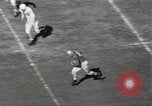 Standbild Fußballspiel Miami Florida USA, 1949, aus Sekunde 15 historischem Filmmaterial Videoclip 65675023836