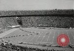 Standbild Fußballspiel New Orleans Louisiana USA, 1949, aus Sekunde 4 historischem Filmmaterial Videoclip 65675023837