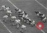 Image match de football Pasadena California USA, 1949, de la seconde 8 séquences d'archives historiques vidéo 65675023838