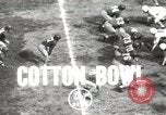 Standbild Fußballspiel Dallas Texas USA, 1949, aus Sekunde 1 historischem Filmmaterial Videoclip 65675023839