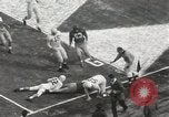 Standbild Fußballspiel Dallas Texas USA, 1949, aus Sekunde 19 historischem Filmmaterial Videoclip 65675023839