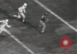 Standbild Fußballspiel Dallas Texas USA, 1949, aus Sekunde 41 historischem Filmmaterial Videoclip 65675023839