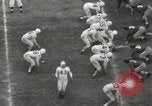 Standbild Fußballspiel Dallas Texas USA, 1949, aus Sekunde 47 historischem Filmmaterial Videoclip 65675023839