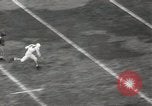 Standbild Fußballspiel Dallas Texas USA, 1949, aus Sekunde 53 historischem Filmmaterial Videoclip 65675023839
