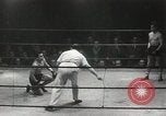 Standbild Boxkampf United States USA, 1949, aus Sekunde 17 historischem Filmmaterial Videoclip 65675023840