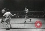 Standbild Boxkampf United States USA, 1949, aus Sekunde 21 historischem Filmmaterial Videoclip 65675023840