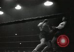Standbild Boxkampf United States USA, 1949, aus Sekunde 44 historischem Filmmaterial Videoclip 65675023840