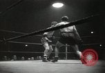 Standbild Boxkampf United States USA, 1949, aus Sekunde 49 historischem Filmmaterial Videoclip 65675023840