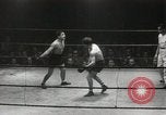 Standbild Boxkampf United States USA, 1949, aus Sekunde 61 historischem Filmmaterial Videoclip 65675023840