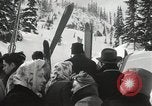 Standbild Skispringer Snoqualmie Pass Washington USA, 1949, aus Sekunde 9 historischem Filmmaterial Videoclip 65675023841